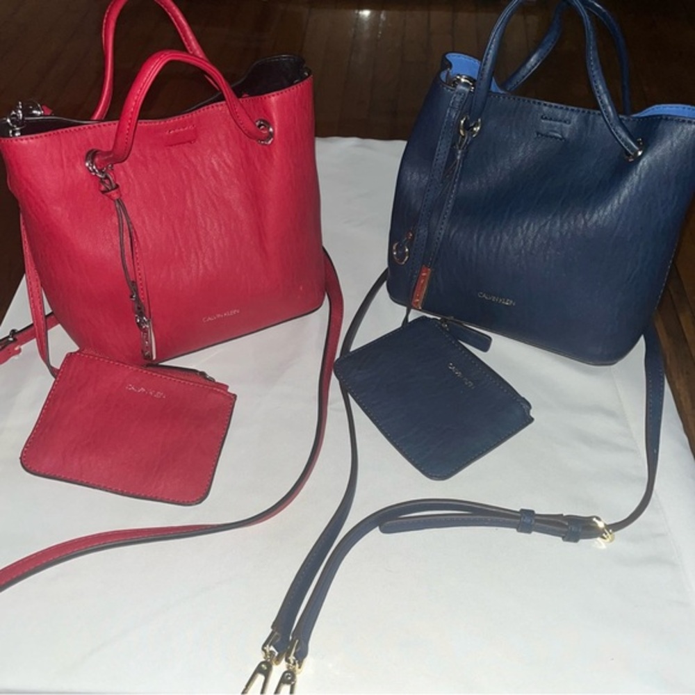 Calvin Klein Gabrianna Bubble Lamb North/South 2X1